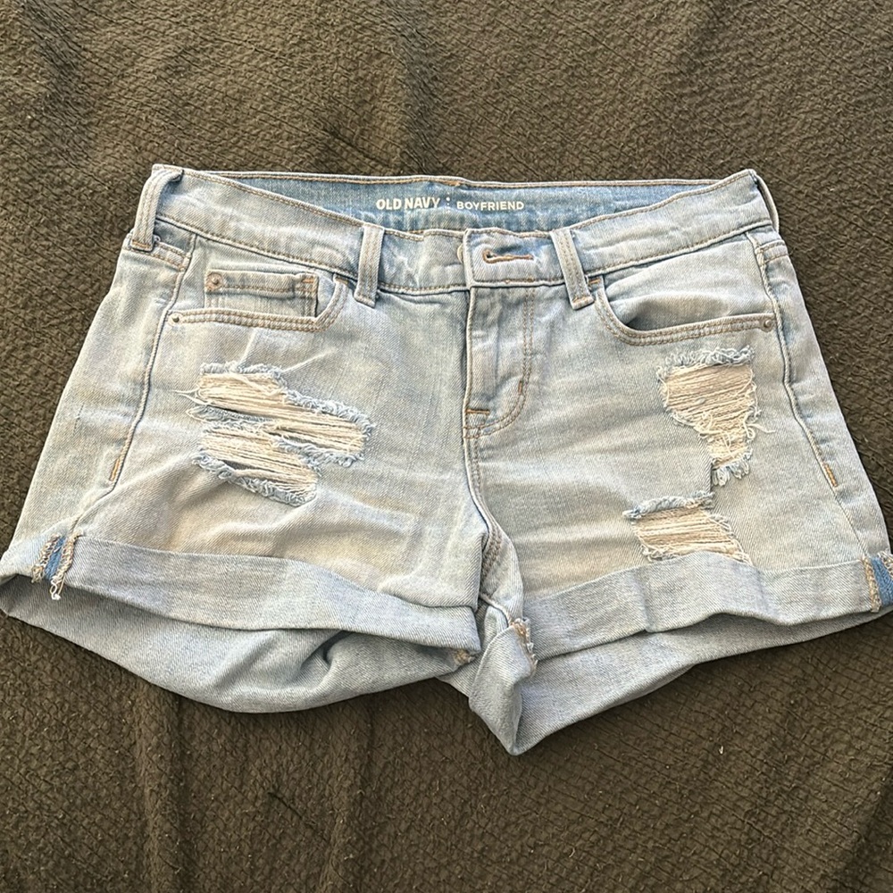 Old navy boyfriend shorts